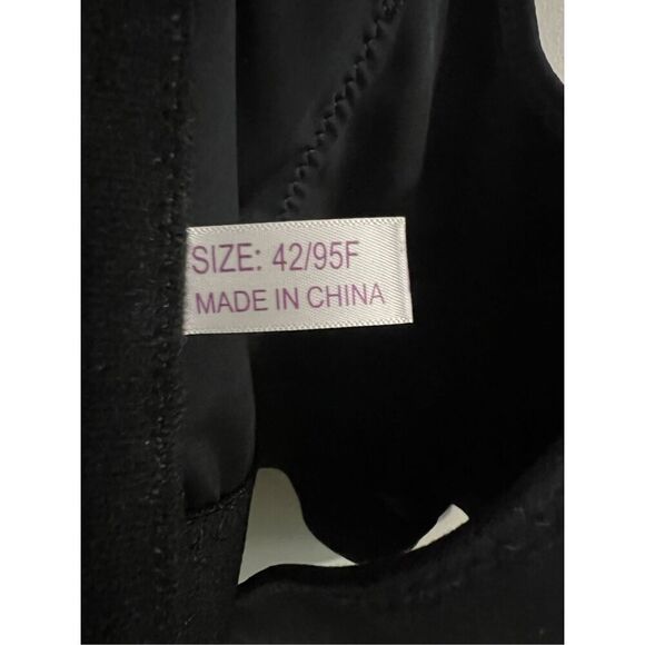 Black size 42F underwire 8 hook Bra lightweight and supportive! - Picture 5 of 6